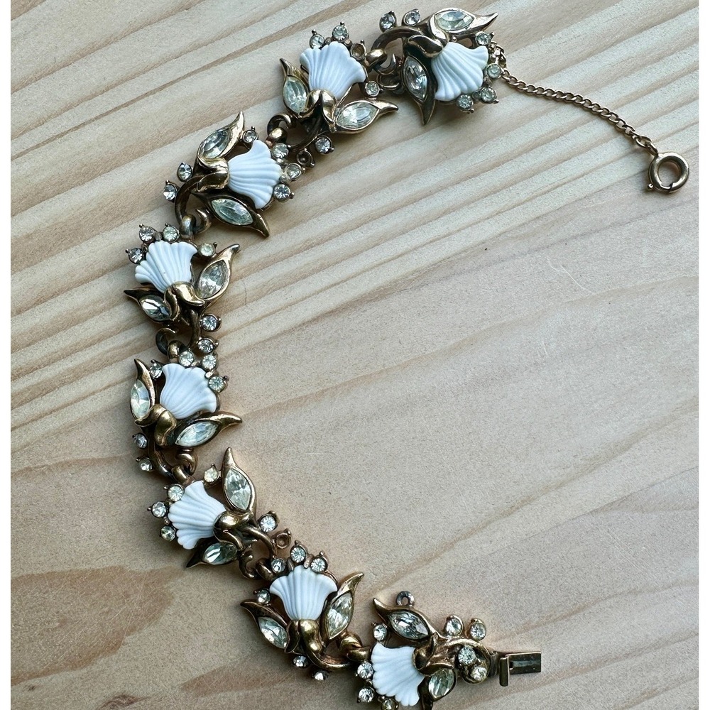 Vintage Hollycraft Bracelet 6.5 Inch Lily of the Valley Rhinestone White‎ Gold